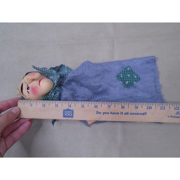 VINTAGE KERSA WITCH HAND PUPPET Old Woman Lady Fabric Doll Felt - Picture 3 of 4